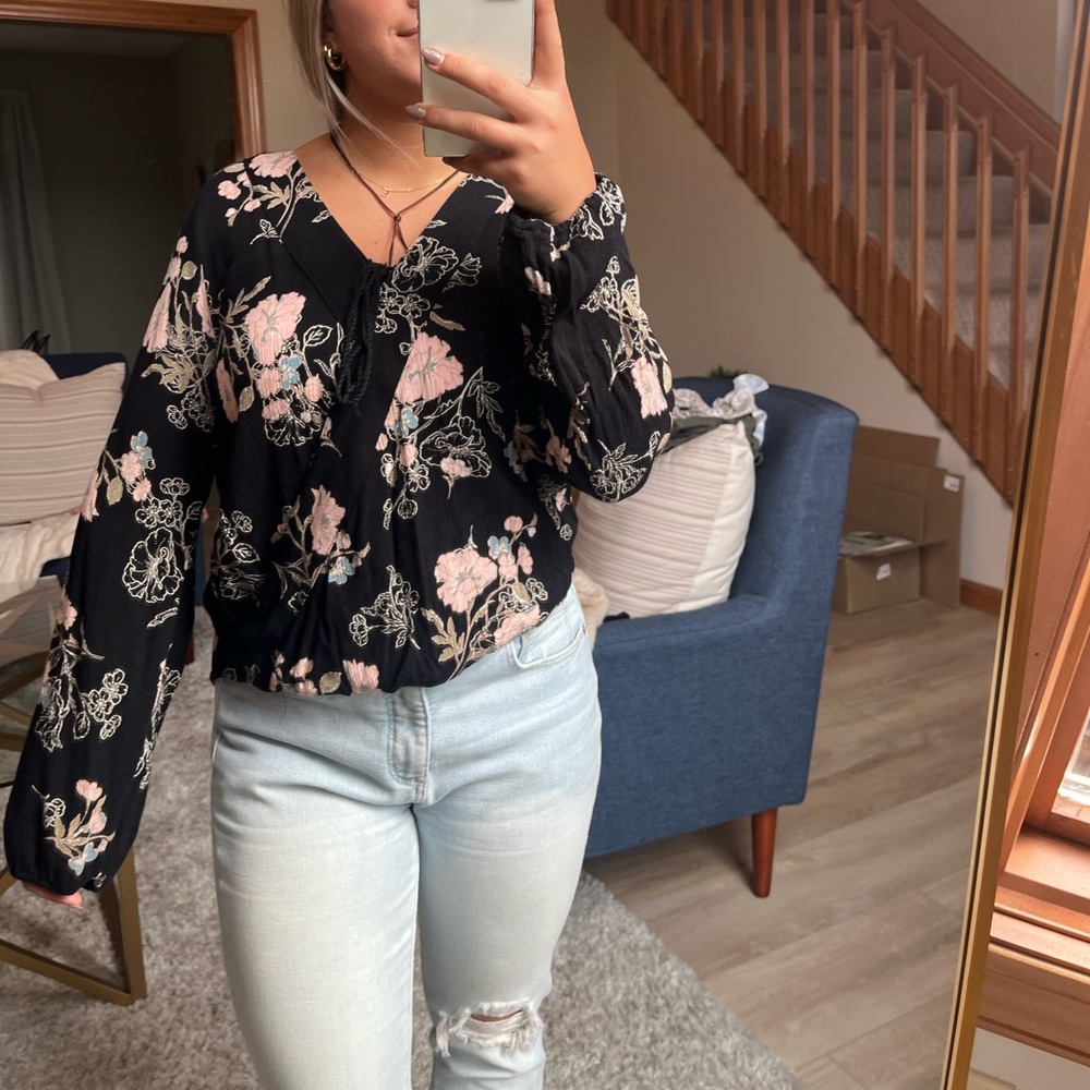 Super cute going out top